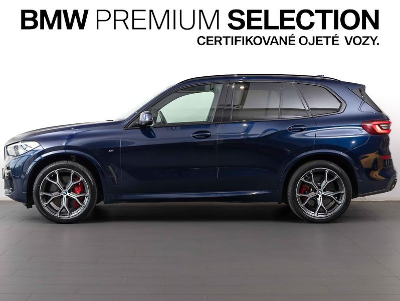 BMW X5 M50i - fotka 3 z 22
