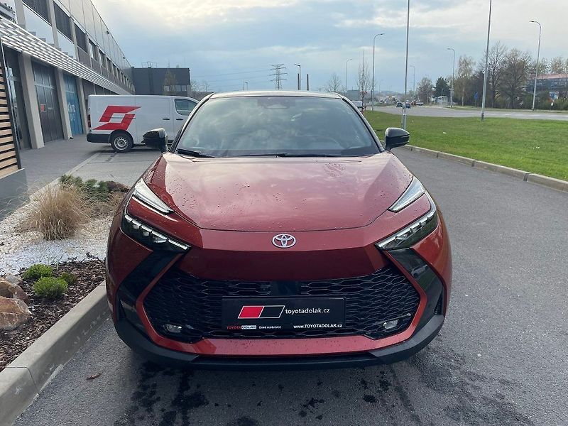 Toyota C-HR 2.0 Hybrid automat Tokio Editi - fotka 2 z 33