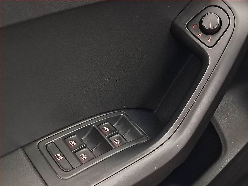 Seat Ateca (2018) 1.0 TSI, Tempomat - fotka 19 z 19