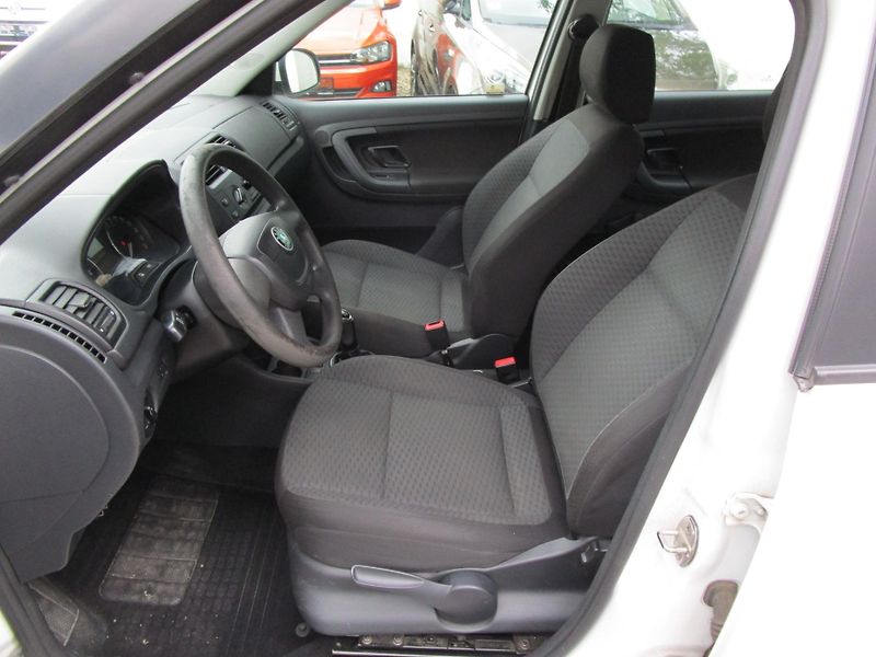 Škoda Fabia - fotka 8 z 17