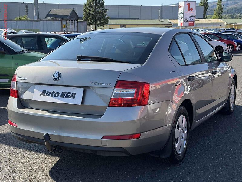 Škoda Octavia (2013) 1.2 TSi, 1.maj,ČR, AC, TZ - fotka 4 z 15