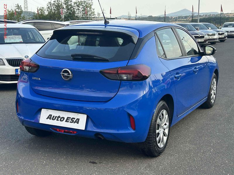 Opel Corsa (2021) 1.2i, ČR, AC, temp. - fotka 4 z 17
