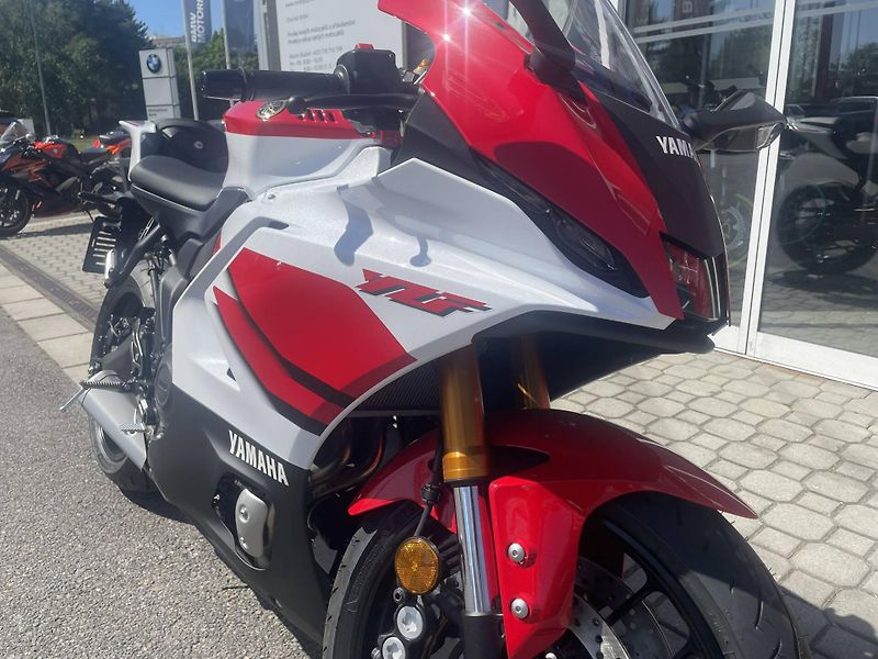 Yamaha (2026) YZF-R7 70th Anniversary EU5+ - fotka 4 z 11