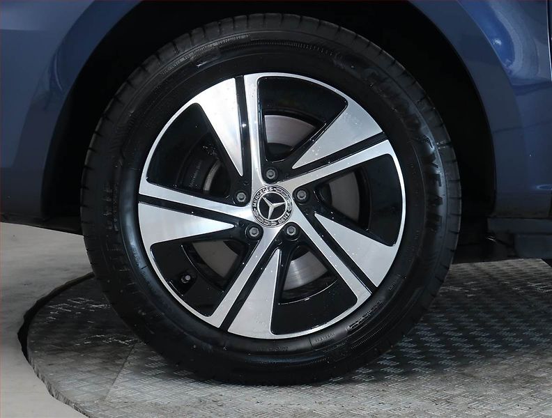 Mercedes-Benz Třídy V (2025) 250 d - fotka 15 z 23