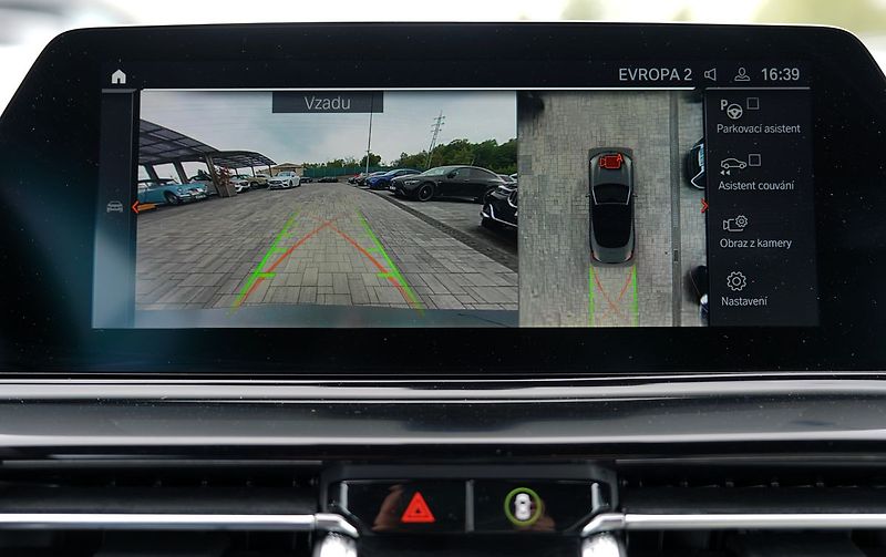 BMW Řada 8 M850i xDrive /Laser/530 PS - fotka 44 z 50