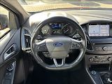 Ford Focus 1,0 EcoBoost RaceRed ST-line - náhled 14