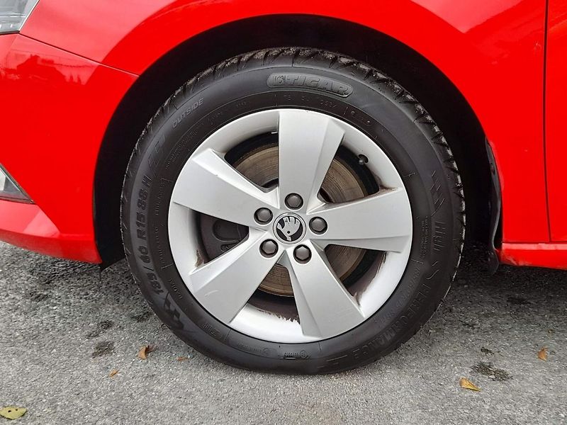 Škoda Fabia Style 1.2 TSI 81kW 6MP - fotka 10 z 20