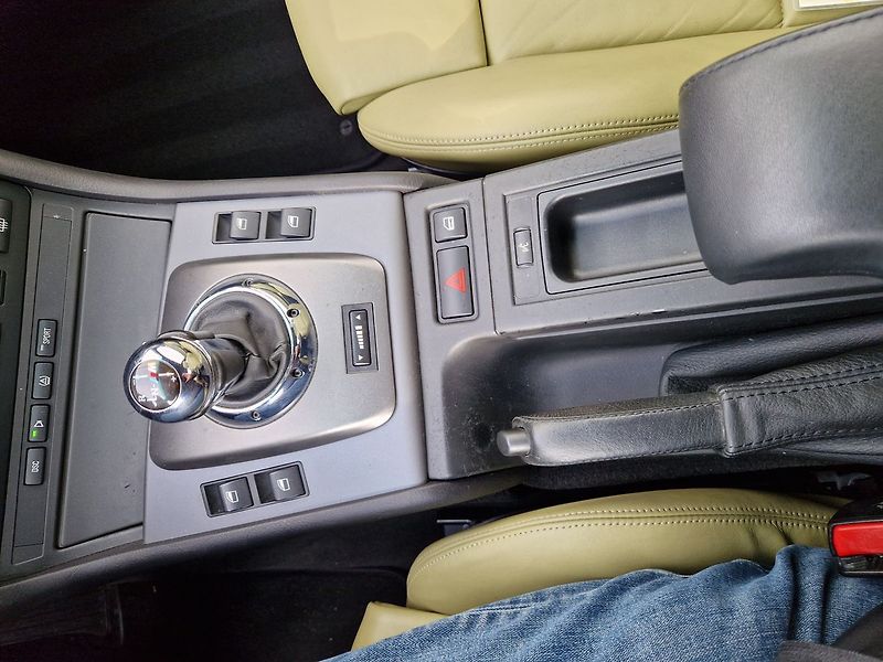 BMW M3 - fotka 24 z 39
