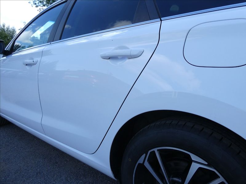 Hyundai i30 1,0 T-GDi 88kW Smart,ČR,naviga - fotka 16 z 43
