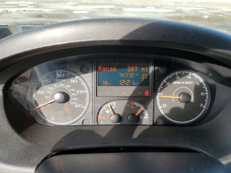 Dodge RAM (2016) 2500 RECREATIONAL VEHICLE - fotka 8 z 9