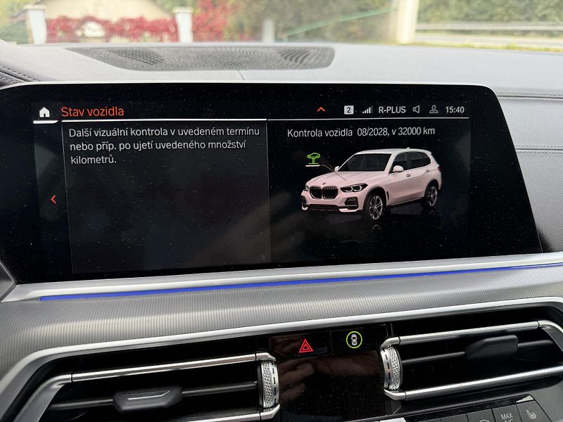 BMW X5 (2021) - fotka 17 z 27