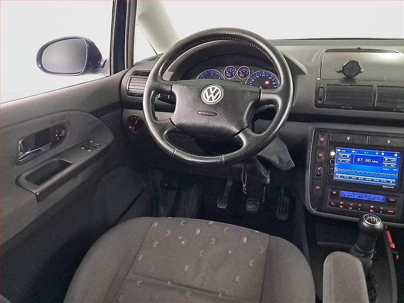 Volkswagen Sharan (2007) 2.0 TDI, 7 míst, nová STK - fotka 7 z 17