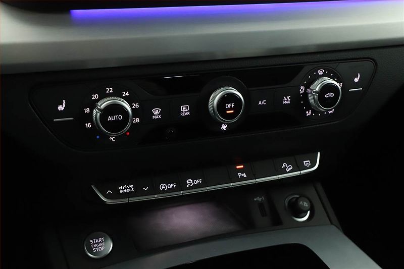 Audi Q5 (2022) 40 TDI - fotka 16 z 19