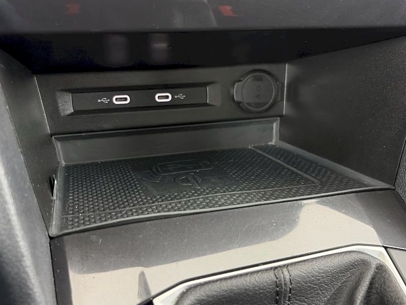 Volkswagen Tiguan Allspace (2022) Life 1.5 TSI 110kW - fotka 20 z 31