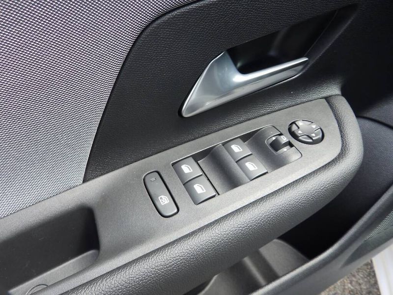Opel Mokka (2026) Edition 1.2 TURBO (100kW) - fotka 22 z 30