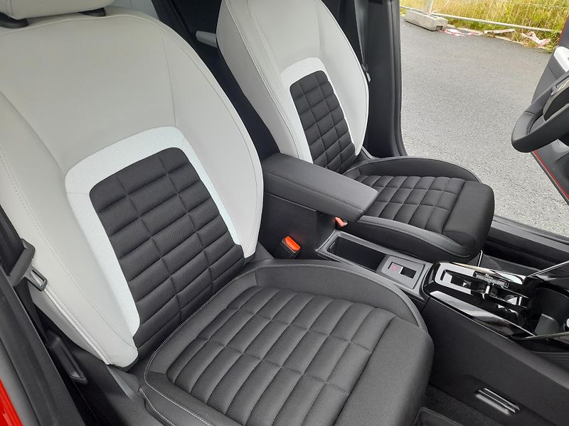 Citroën C3 Aircross (2026) MAX Hybrid 145k Automatic - fotka 27 z 64