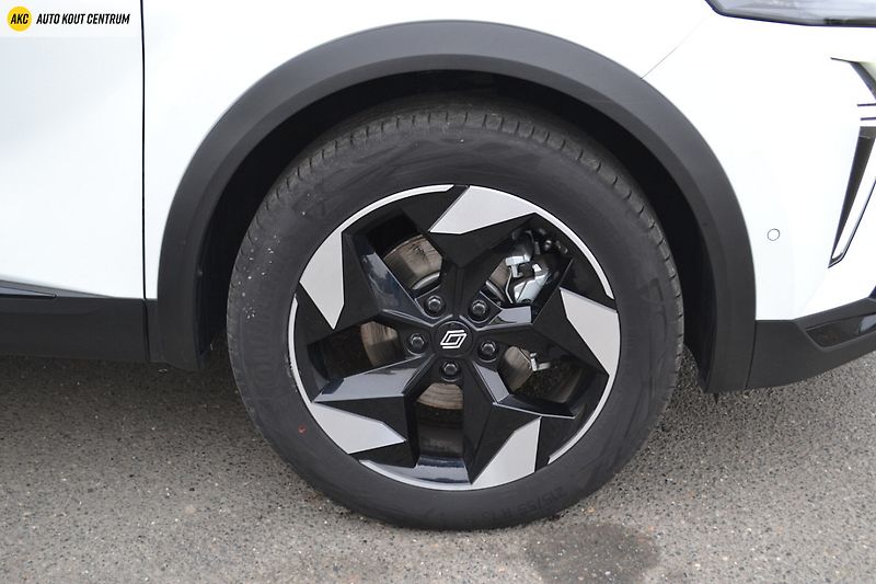 Renault Captur techno E-Tech full hybrid 145 - fotka 11 z 58