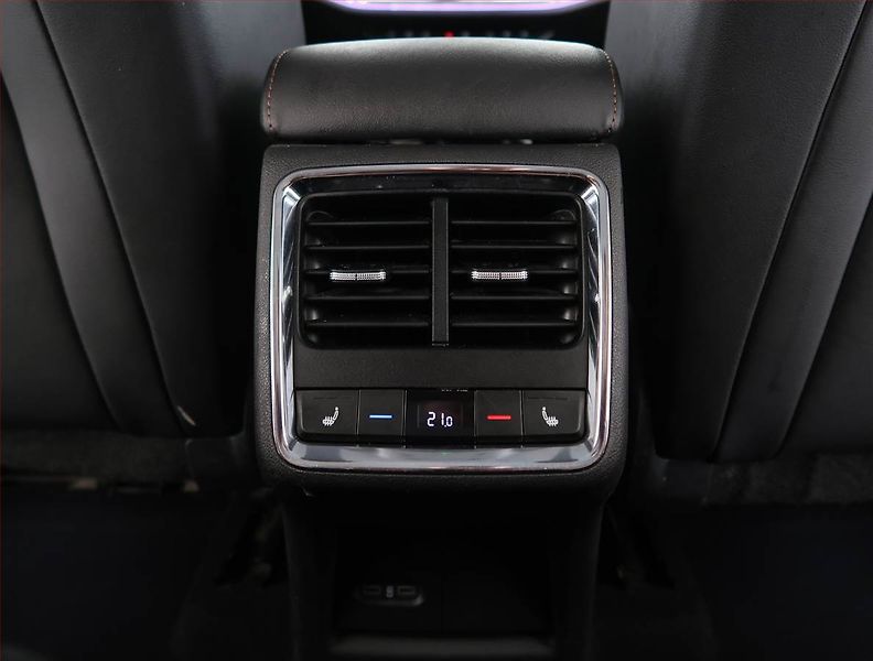 Škoda Enyaq (2021) iV 80 (82 kWh), SoH 90% - fotka 27 z 34