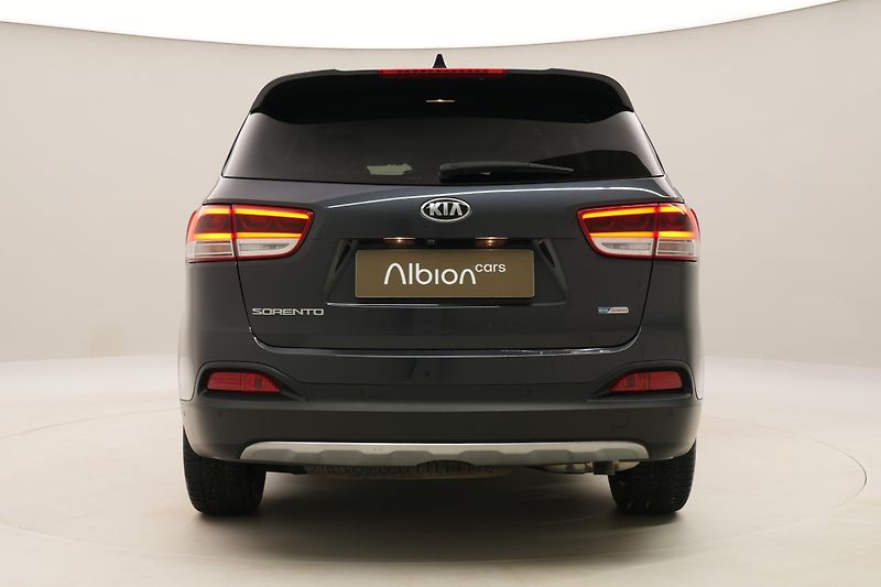 Kia Sorento 2.2 CRDi 147kW AWD AUT 7míst - fotka 11 z 56