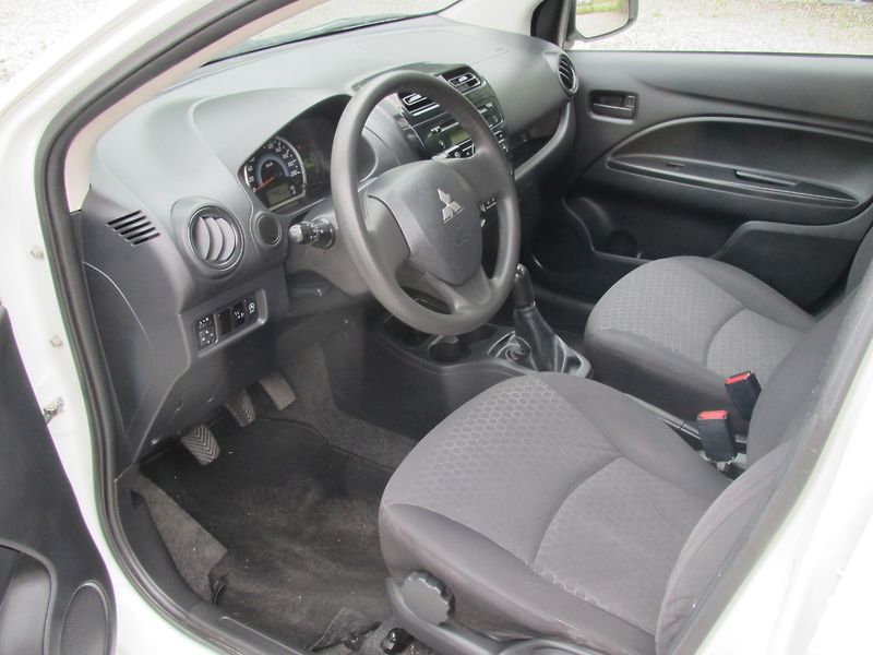 Mitsubishi Space Star 1.0 LPG - fotka 9 z 17