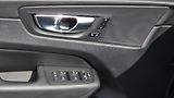 Volvo XC60 B4 AWD Plus Bright Auto - náhled 9