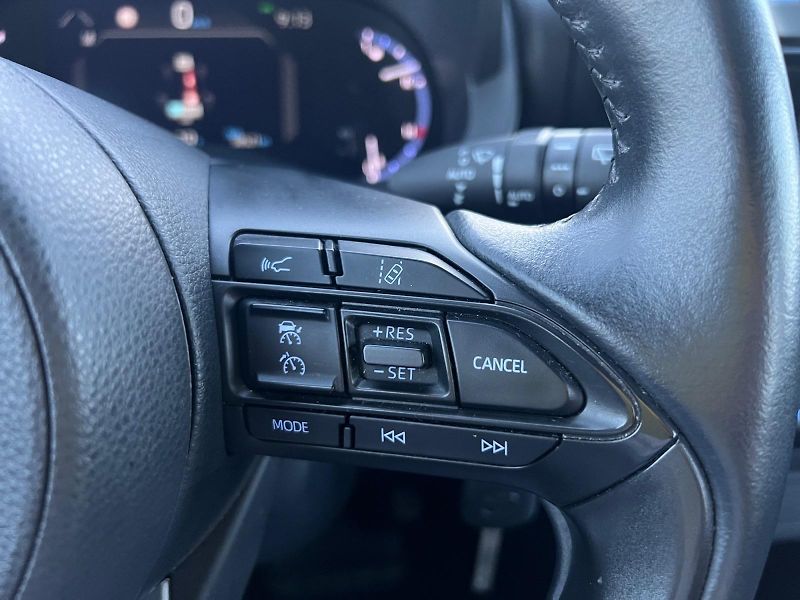 Toyota Yaris Cross (2023) HYBRID COMFORT TECH e-CVT 85kW - fotka 24 z 31