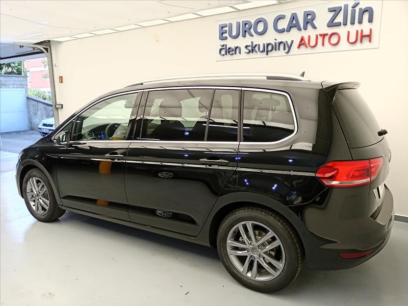 Volkswagen Touran (2026) 1,5 People TSI 110kW - fotka 4 z 18