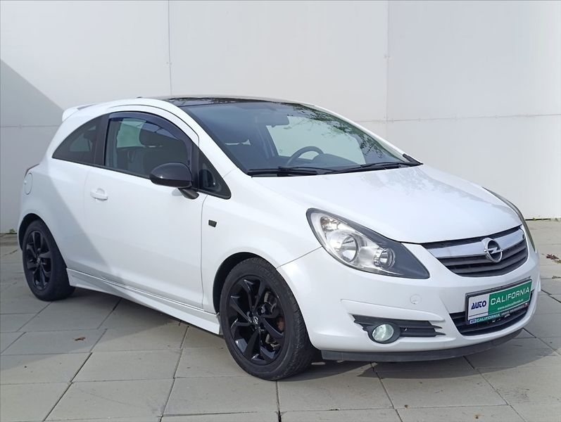 Opel Corsa 1,4 i Klima Navigace Alu - fotka 5 z 30