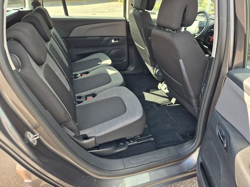 Citroën Ostatní 1.5HDi 96kW, odpočet DPH - fotka 17 z 26