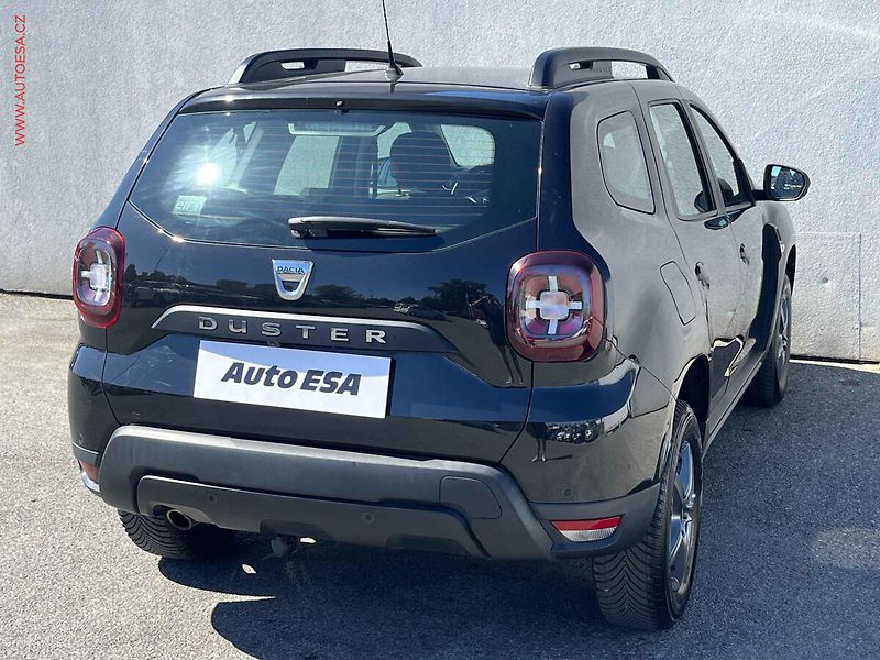 Dacia Duster (2018) 1.6 SCe, Comfort, kamera, TZ - fotka 4 z 13