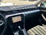 Volkswagen Passat 2,0TDi 110kW Business Premium - náhled 15