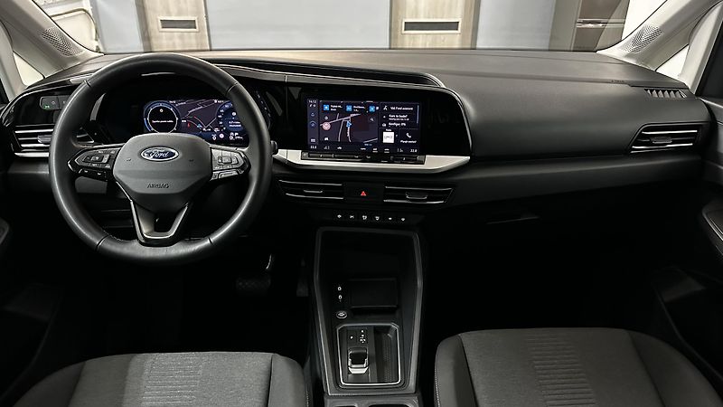 Ford Tourneo Connect ZÁRUKA / 7 MÍST / TOP STAV - fotka 25 z 40