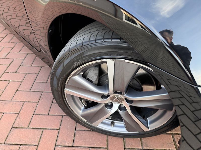 Lexus GS 450h (2018) 3.5i Hybrid LED Navi Kamera - fotka 45 z 49