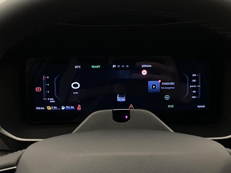 Lynk & Co 01 (2025) 01 CORE PHEV - fotka 30 z 82