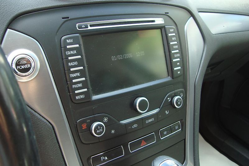 Ford Mondeo (2011) 2.0TDCi,AUT, Najeto 93Tis.km ! - fotka 58 z 75