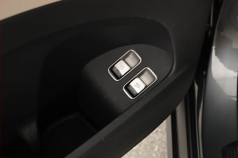 Mercedes-Benz GLE (2020) 400 d - fotka 11 z 20