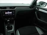 Škoda Octavia (2017) 1.6 TDI, Navi - náhled 8