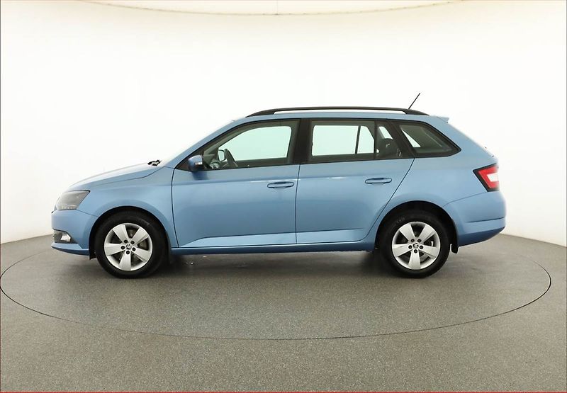 Škoda Fabia (2018) 1.0 TSI, Serv.kniha, Tempomat - fotka 3 z 19