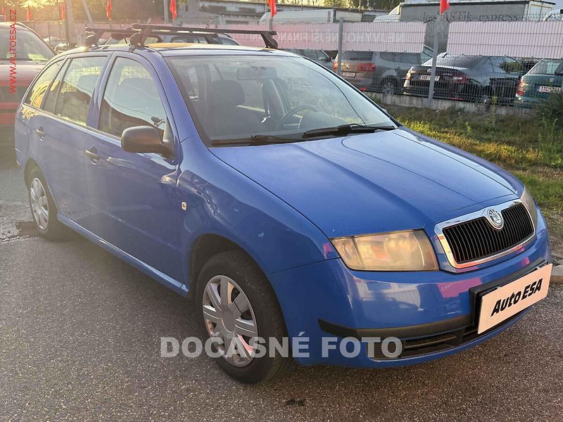 Škoda Fabia (2003) 1.2 12V, 2.maj,ČR, servis - fotka 1 z 3