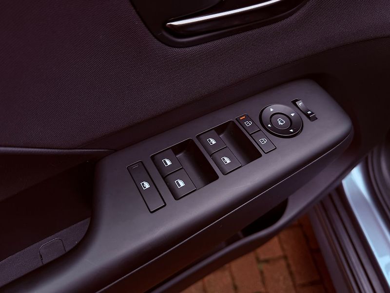 Hyundai Kona 1.6 T-GDi N-Line Style 4x4 DCT - fotka 13 z 30