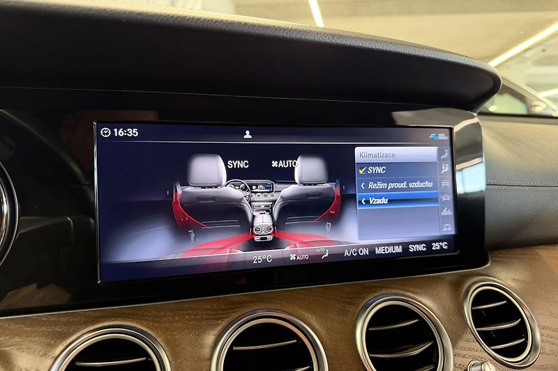 Mercedes-Benz Třídy E (2018) E 200d Exclusive - fotka 62 z 103