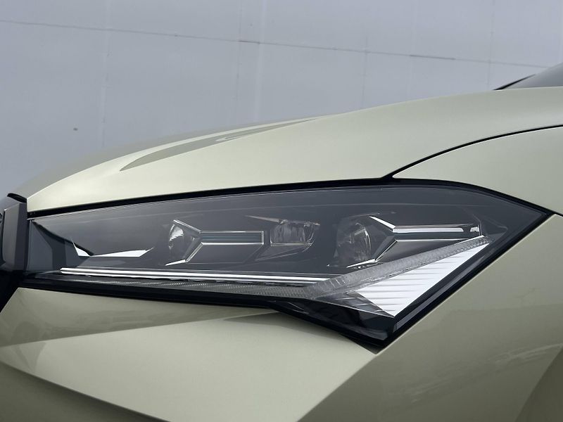 Škoda Superb (2026) Sportline 7DSG 2,0TDI - fotka 21 z 22