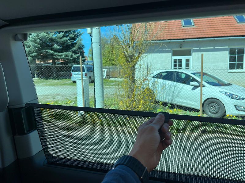 Volkswagen Caravelle (2023) 2,0 TDi DSG LONG 8-míst tažné  - fotka 20 z 23