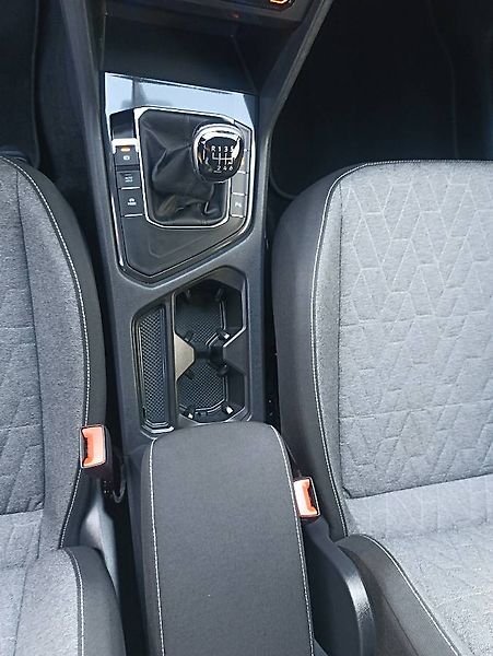 Volkswagen Tiguan Allspace (2023) 1.5 TSI 110kW  tažné manuál - fotka 17 z 35