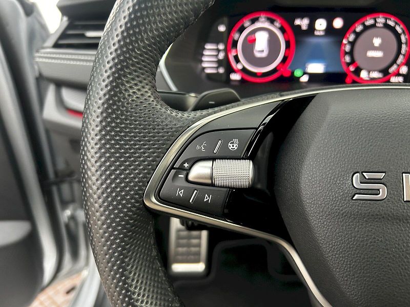 Škoda Octavia (2025) Combi 2.0 TDI 110kW DSG Sportl - fotka 8 z 35