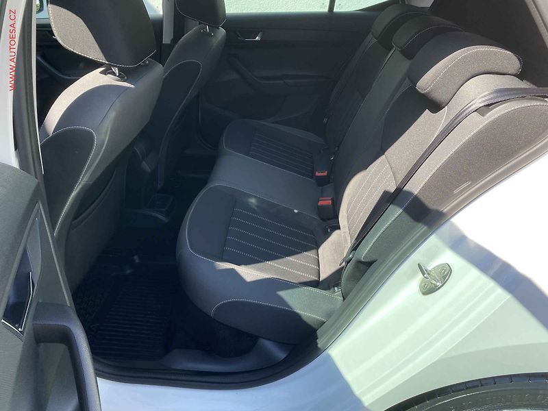 Škoda Fabia (2021) 1.0 TSi, 1.maj,ČR, Style - fotka 10 z 18