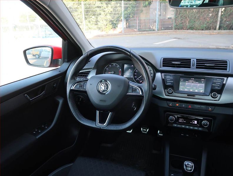 Škoda Fabia (2018) Style 1.0 TSI, ČR,1.maj - fotka 7 z 25