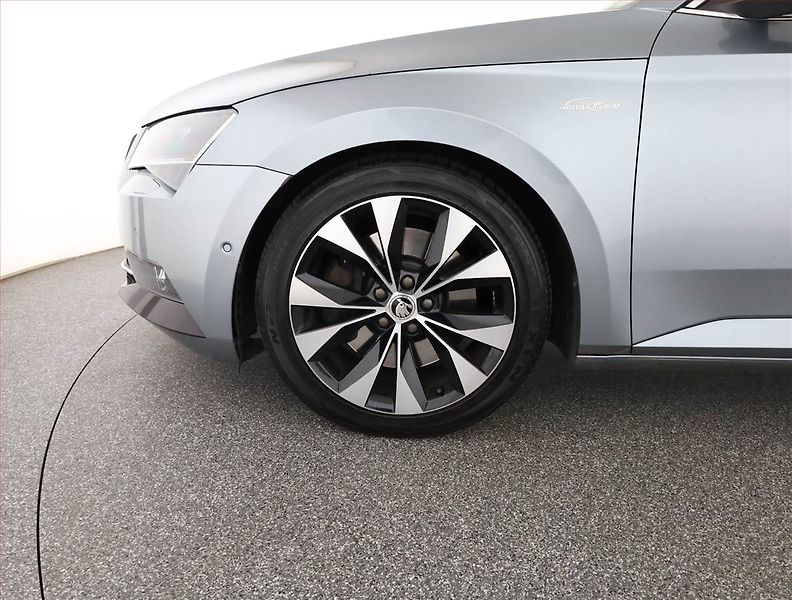 Škoda Superb (2015) Laurin&Klement 2.0 TSI, 4X4 - fotka 21 z 21