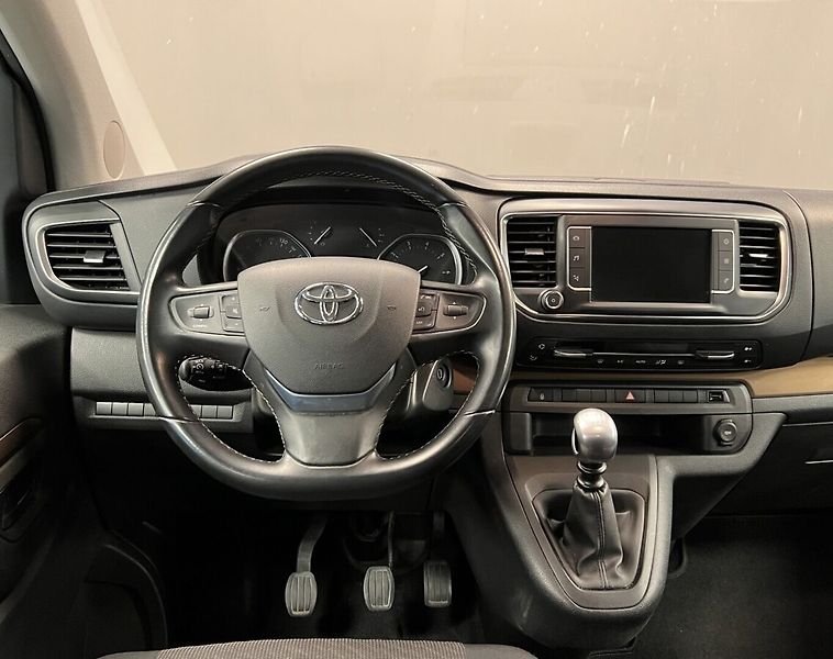 Toyota ProAce Verso 2,0D Family - fotka 5 z 18