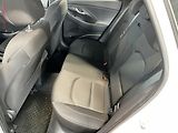 Hyundai i30 (2018) 1.4 T-GDi, 1.maj,ČR, Trikolor - náhled 10